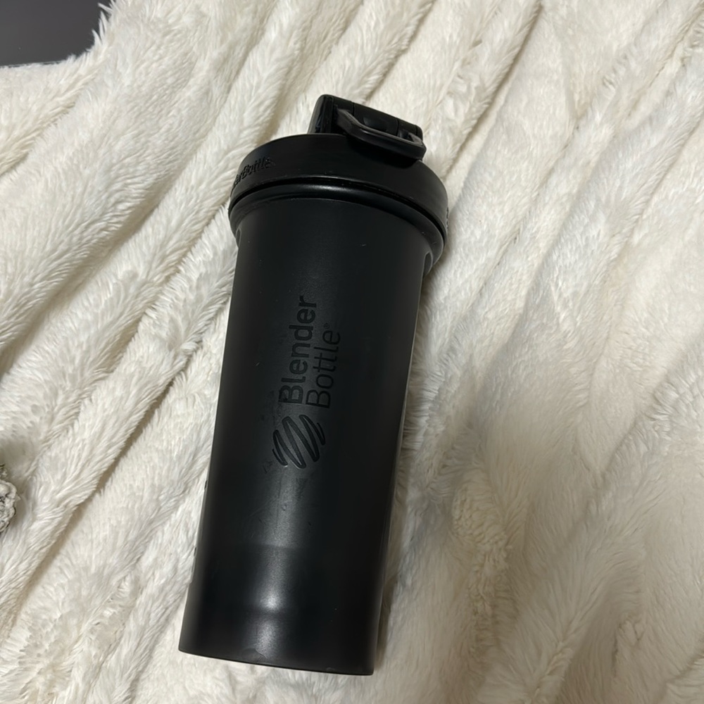 BlenderBottle Blacked Out